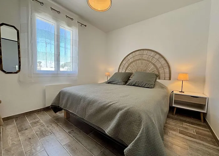 Maison Renovee 3 Pieces Avec Terrasse A Saint-Pierre-D'Oleron - Fr-1-246A-317 *